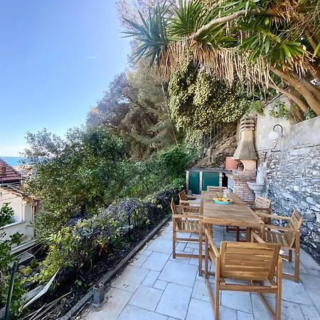 Casaviva - Central Trilo With Patio In *